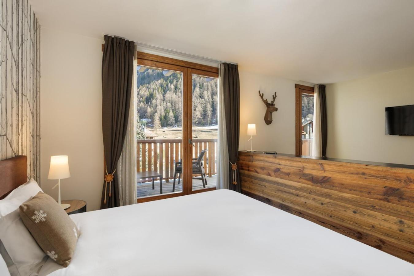 Montana Lodge & Spa, By R Collection Hotels 拉蒂勒 外观 照片