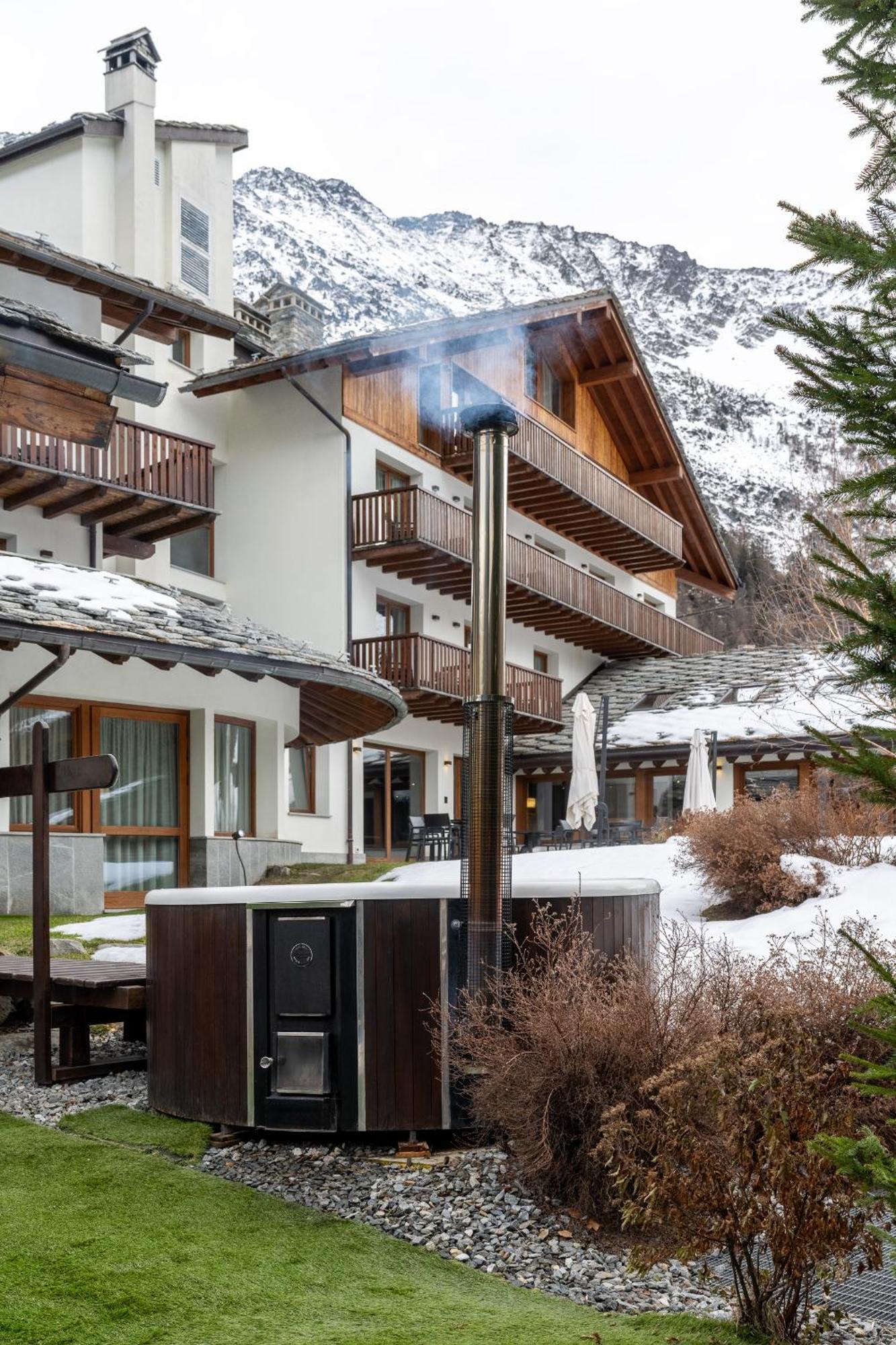 Montana Lodge & Spa, By R Collection Hotels 拉蒂勒 外观 照片