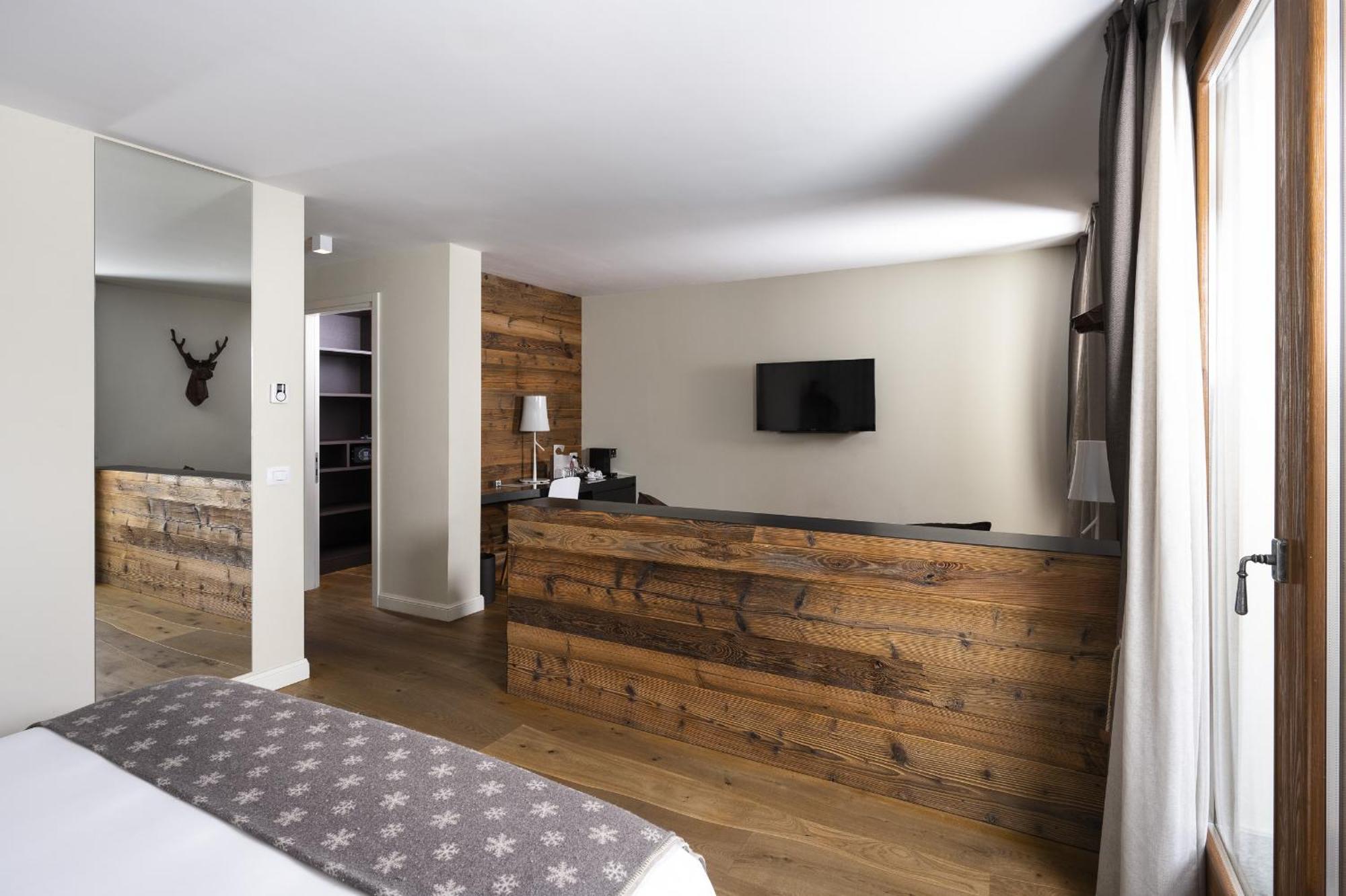 Montana Lodge & Spa, By R Collection Hotels 拉蒂勒 外观 照片